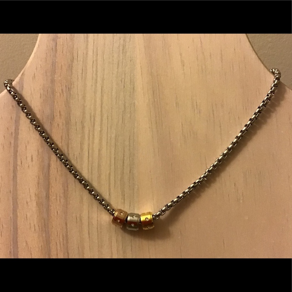 🌷 STAINLESS STEEL CHARM NECKLACE - Picture 2 of 6